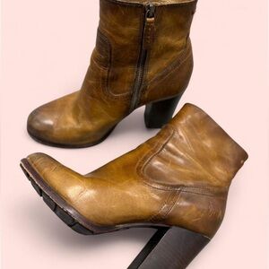 Vintage Frye boots size 8.5
